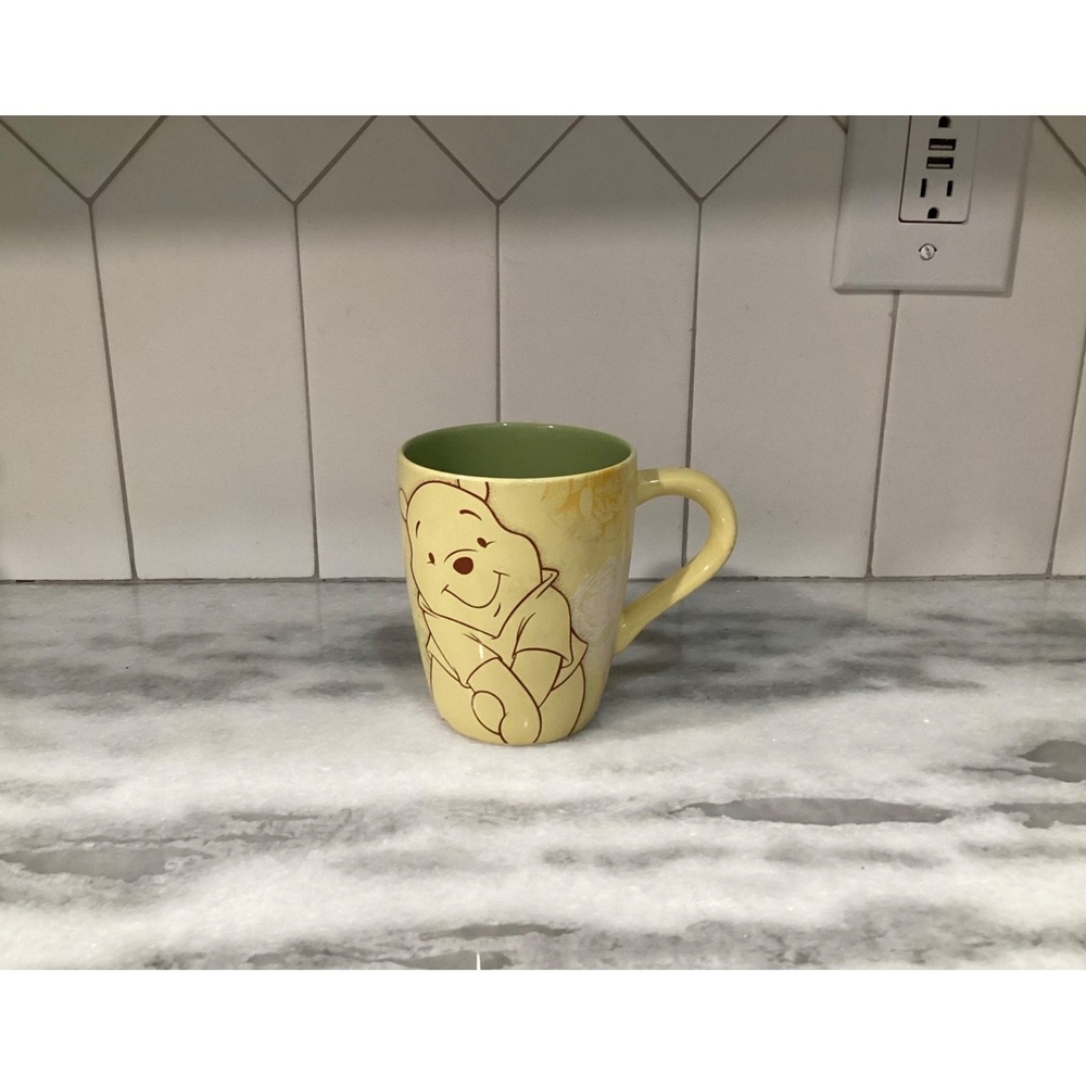 Disney Store Winnie the Pooh 16 Oz Coffee Cup Mug Ceramic Handle